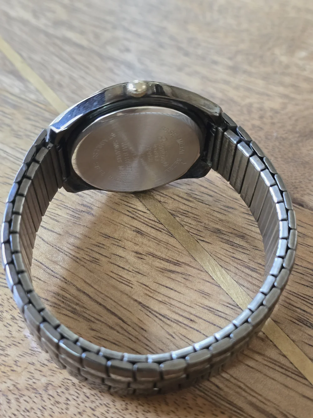 Men's Gruen Black and Gold Quartz Watch Working Cond